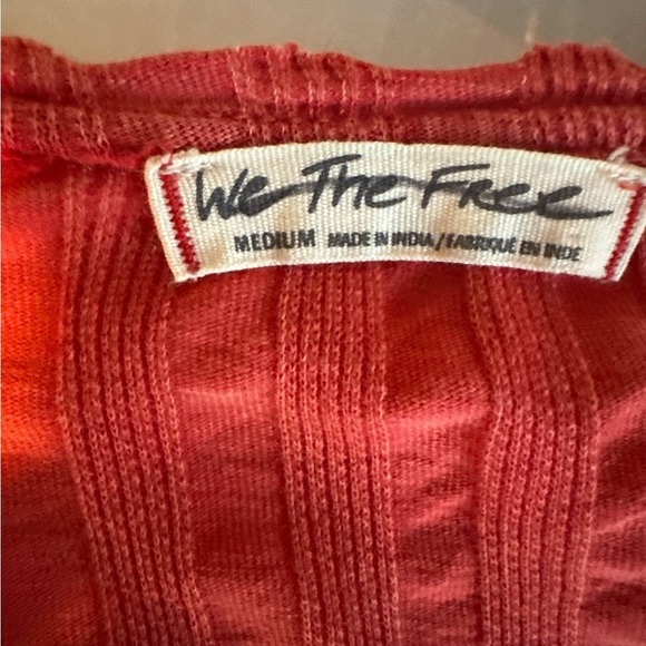 Free People- We The Free Wild Hearts Red Henley. - Picture 6 of 7